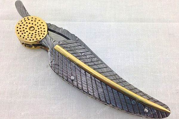 Damascus Feather Folding Knife
