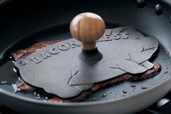 Pig Shaped Cast-Iron Bacon Press