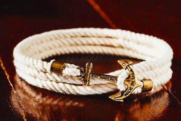 Lanyard Hitch Cord Bracelet on table