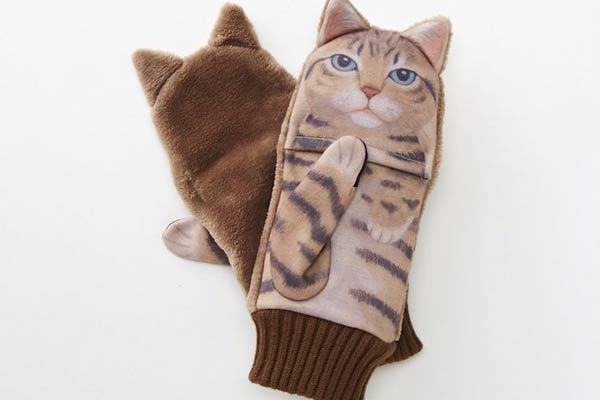 Nuisance Cat Smartphone Mittens
