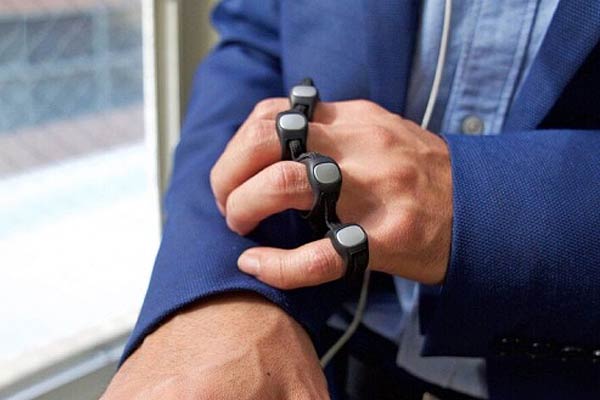Finger Tapping Keyboard on forearm