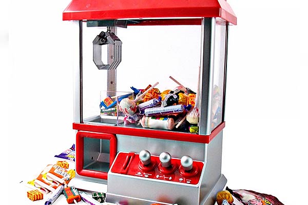 the electronic claw game